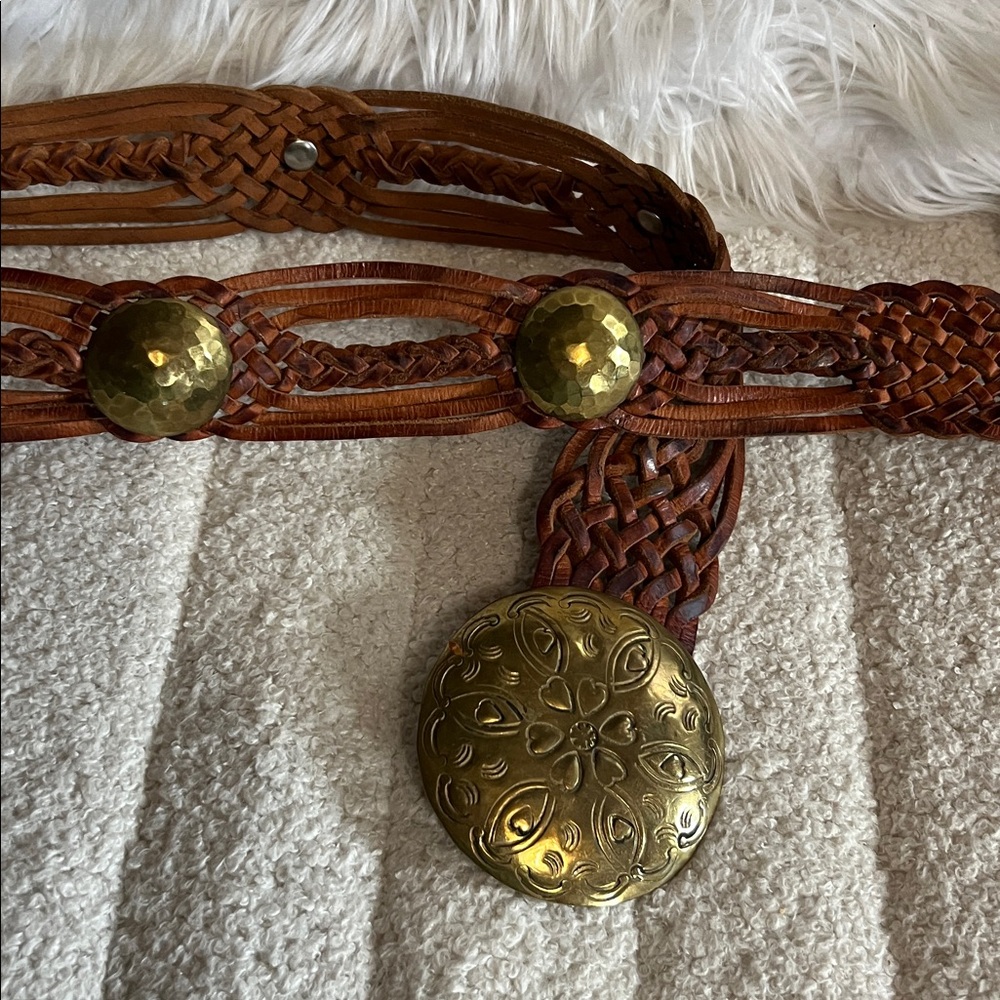 Leather woven belt with brass buckle and details made in Morocco - Picture 2 of 5